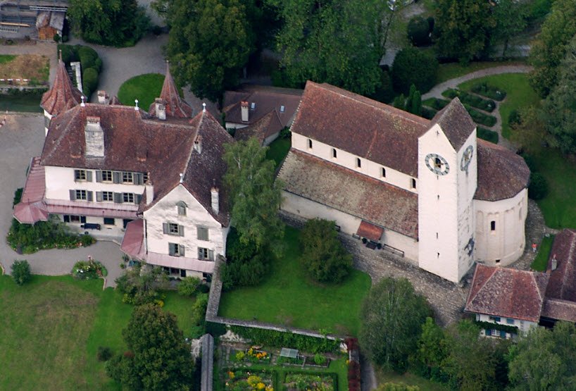 Amsoldingen Castle, Allmendingen bei Bern, Switzerland